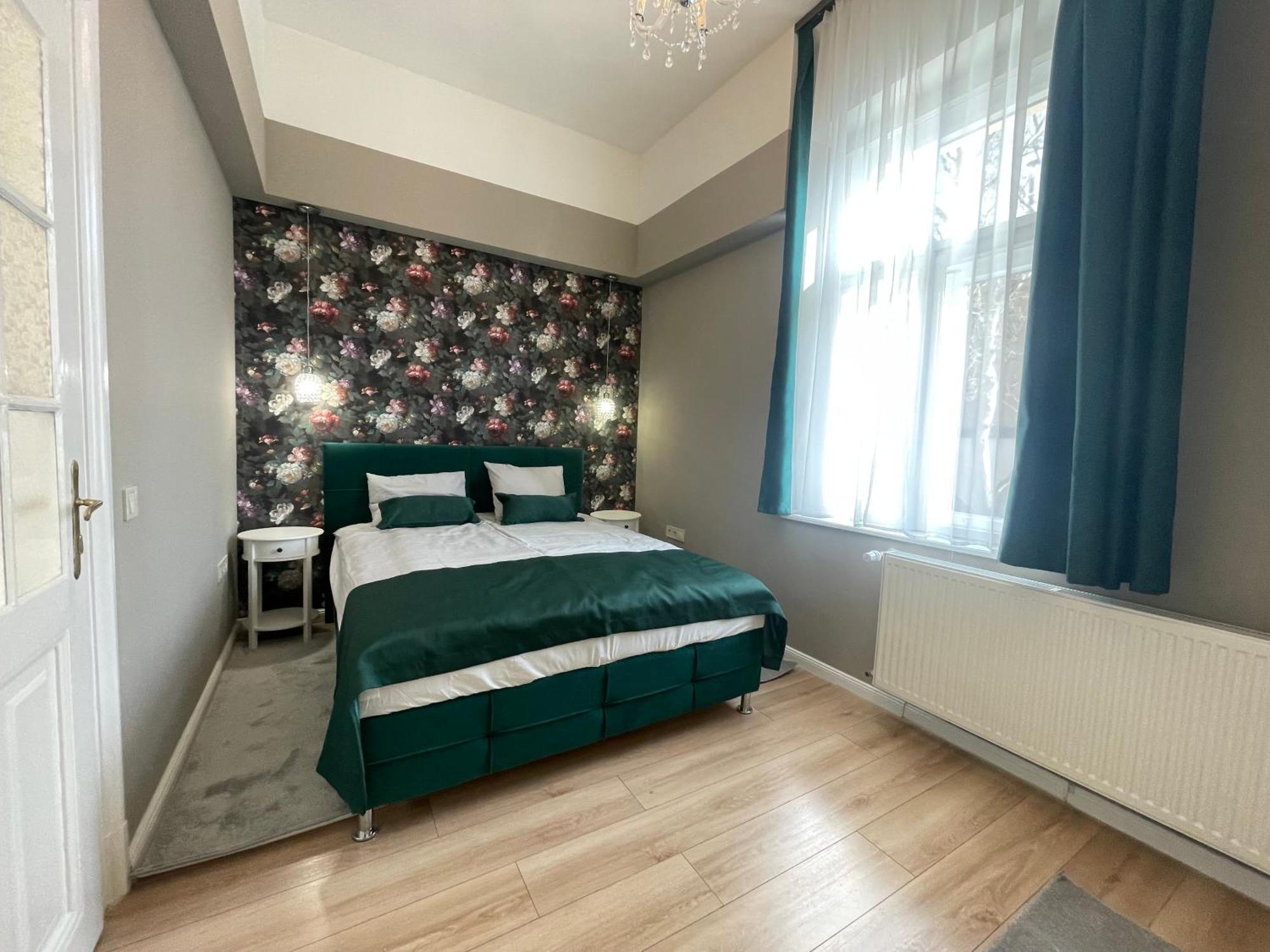 Casa Rosa Apartmanok Егер Екстериор снимка
