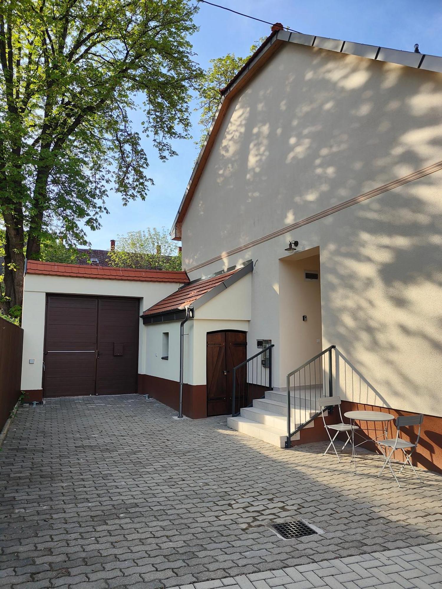 Casa Rosa Apartmanok Егер Екстериор снимка